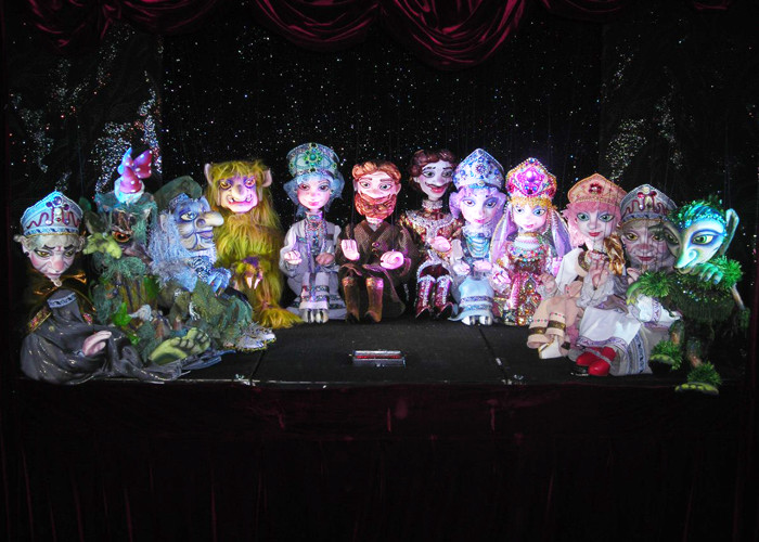 "Аленький цветочек" (С. Аксаков) Гастроли Театра кукол-марионеток (г. Самара) 0+